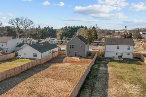 View/Area - 701 3rd Se St SE, Conover, NC 28613 photo 2 of 5