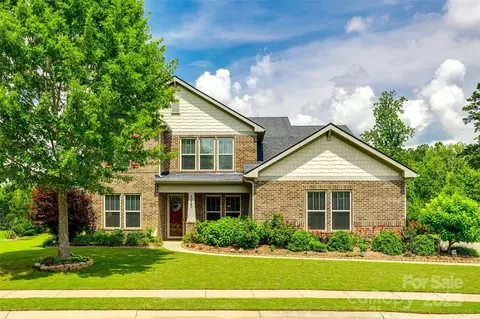 4220 Thames Cir, Fort Mill, SC 29715