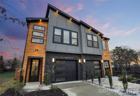 313 E Peterson Dr, Charlotte, NC 28217