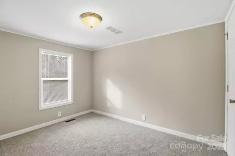 Bedroom - 2501 Swanson Rd, Crouse, NC 28033 photo 4 of 5