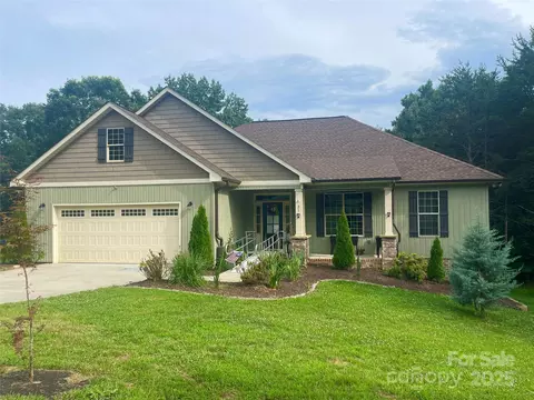 21 Par Dr, Granite Falls, NC 28630