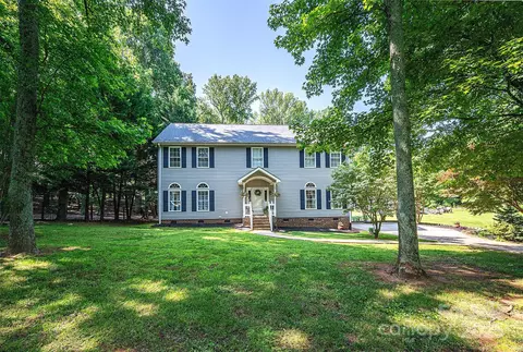 1575 Lewis Farm Rd, Kings Mountain, NC 28086
