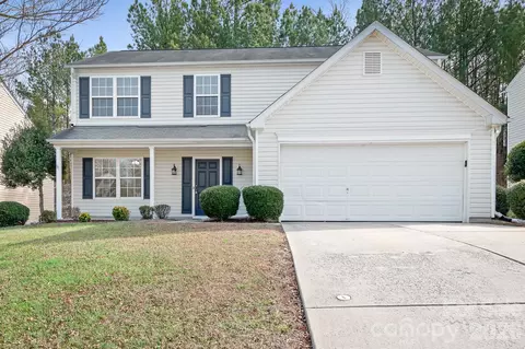 6602 Forest Cross Dr, Charlotte, NC 28216