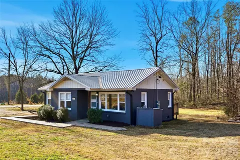 Exterior - 7172 Old Plank Rd, Stanley, NC 28164 photo 2 of 5