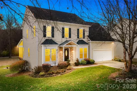 110 Easy St, Mooresville, NC 28117