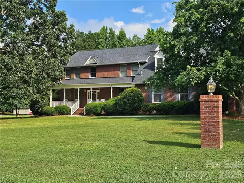 3486 Victorian Hills Dr, Richburg, SC 29729