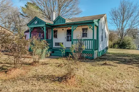 213 Bakery Ln, Statesville, NC 28677