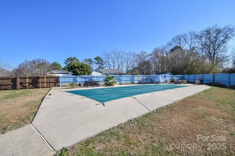Exterior - 3731 Maple Knoll Dr, Monroe, NC 28112 photo 8 of 11