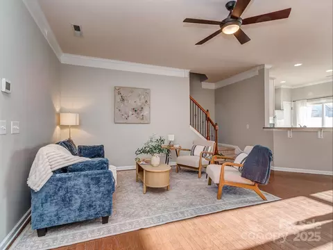 2240 Kensington Station Pkwy, Charlotte, NC 28210