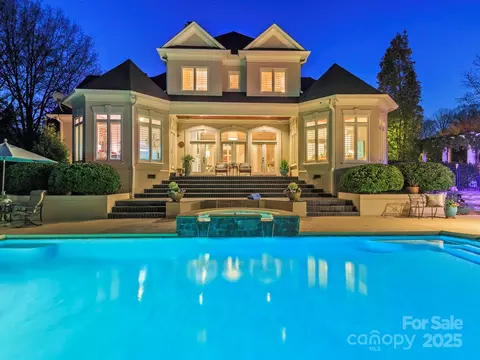 4510 Old Course Dr, Charlotte, NC 28277