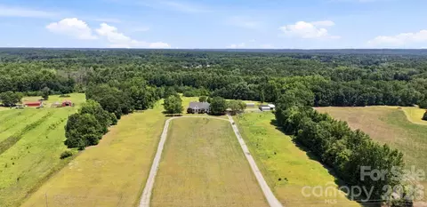 Other - 1004 Four Mile Loop, Cheraw, SC 29520 photo 2 of 24