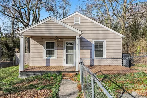 409 S Maple St, Dallas, NC 28034