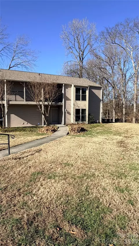 11048 Cedar View Rd, Charlotte, NC 28226