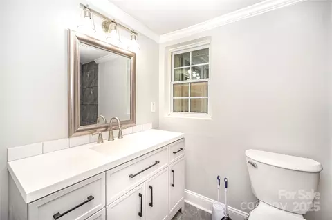 Bath - 962 13th St, Lancaster, SC 29720 photo 1 of 3