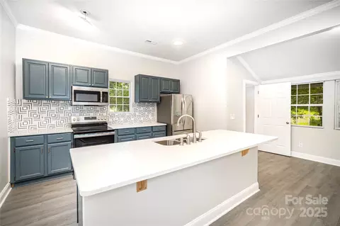 Kitchen - 962 13th St, Lancaster, SC 29720 photo 1 of 2