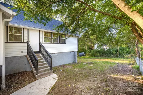 Exterior - 962 13th St, Lancaster, SC 29720 photo 1 of 3