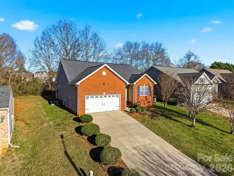 1636 Mayfair Dr, Conover, NC 28613 photo 31