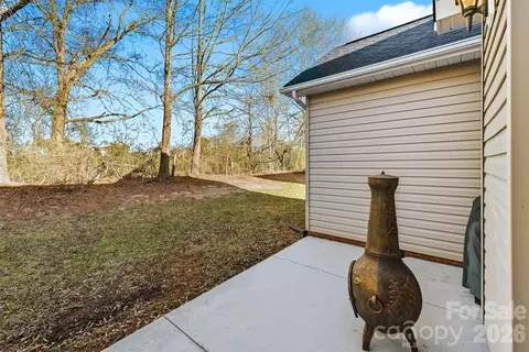 1636 Mayfair Dr, Conover, NC 28613 photo 40
