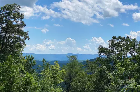 21 Marble E1 Hts #E1, Hendersonville, NC 28791