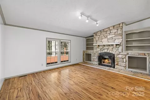 2033 Mill Creek Rd, Cullowhee, NC 28723 photo 4