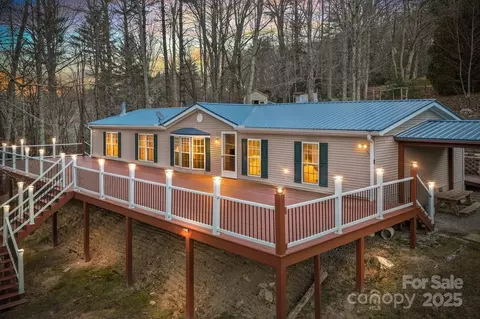 2033 Mill Creek Rd, Cullowhee, NC 28723