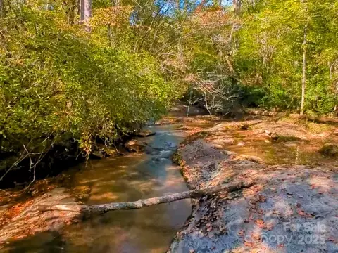 264 Beckys Blvd, Blacksburg, SC 29702