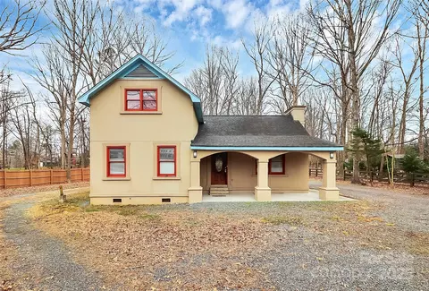 2805 Leisure Dr, Waxhaw, NC 28173