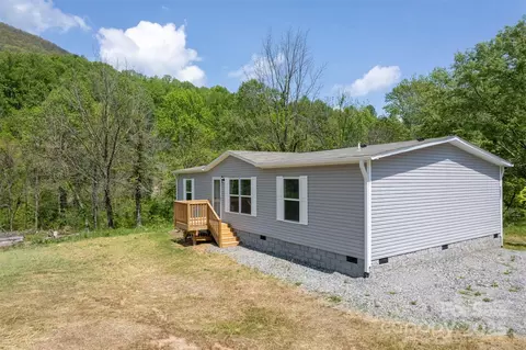 1451 Newfound Rd, Leicester, NC 28748