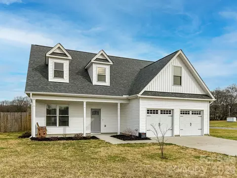 899 Hasty Rd, Marshville, NC 28103