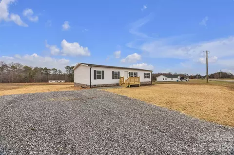 657 Mt Wesley Church Rd, Hiddenite, NC 28636