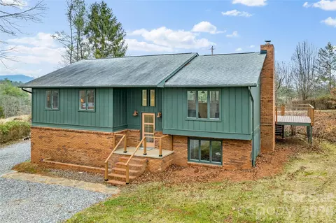 132 Snelson Cemetary Rd, Leicester, NC 28748