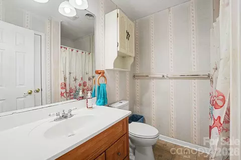 Bath - 4057 Leafmore St, Concord, NC 28027 photo 1 of 2