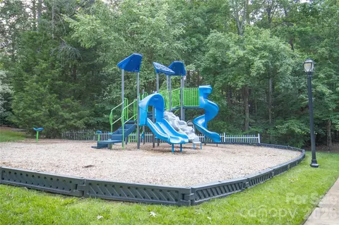 643 District Ct, Fort Mill, SC 29708 photo 36