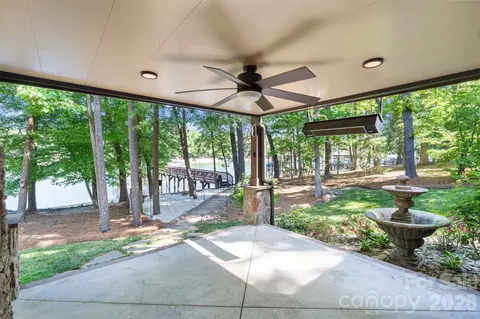 Exterior - 4685 Eagle Pointe Ct, Denver, NC 28037 photo 7 of 13