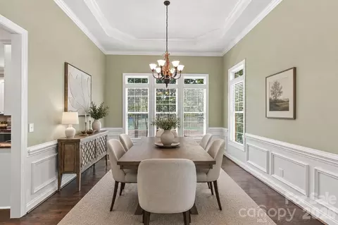 Dining - 4685 Eagle Pointe Ct, Denver, NC 28037 photo 1 of 1