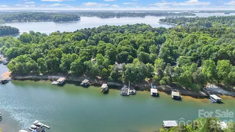 View/Area - 4685 Eagle Pointe Ct, Denver, NC 28037 photo 1 of 1