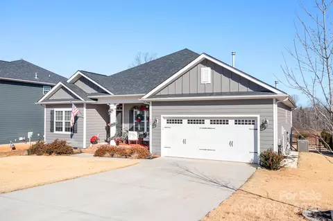 122 Cotton Creek Dr, Troutman, NC 28166