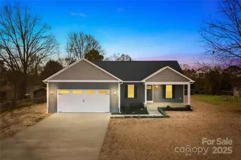 177 Monticello Rd, Statesville, NC 28625