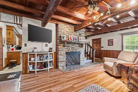 Living - 239 Golf Course Rd, Maiden, NC 28650 photo 1 of 1