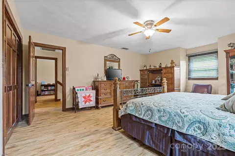 Bedroom - 239 Golf Course Rd, Maiden, NC 28650 photo 5 of 5