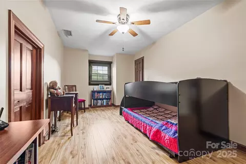 Bedroom - 239 Golf Course Rd, Maiden, NC 28650 photo 3 of 5