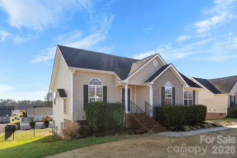 417 Oakleigh Ln, Oakboro, NC 28129