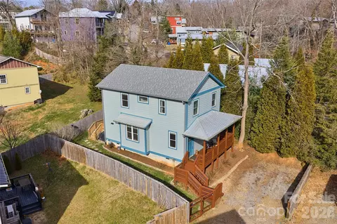 444 State St, Asheville, NC 28806