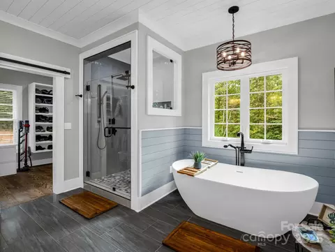 Bath - 1009 Pearidge Rd, Bostic, NC 28018 photo 2 of 8