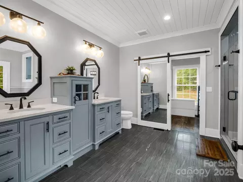 Bath - 1009 Pearidge Rd, Bostic, NC 28018 photo 1 of 8