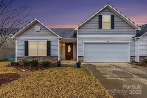 1410 Amberlight Cir, Salisbury, NC 28144