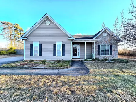 108 Hartman Branch Ln, Winston Salem, NC 27127