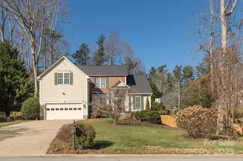 245 Riverbirch Dr, Fletcher, NC 28732