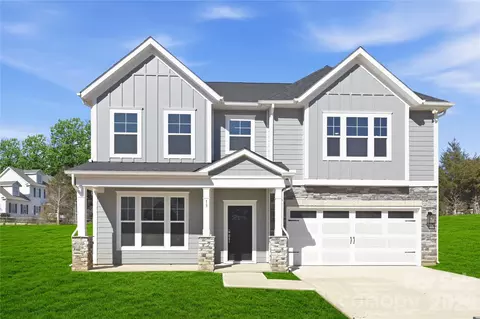 132 Balboa St, Matthews, NC 28104