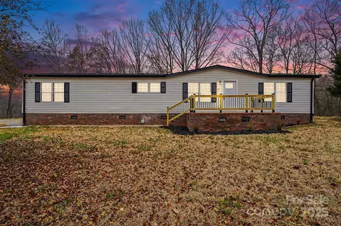 115 Lakeview Ln, China Grove, NC 28023